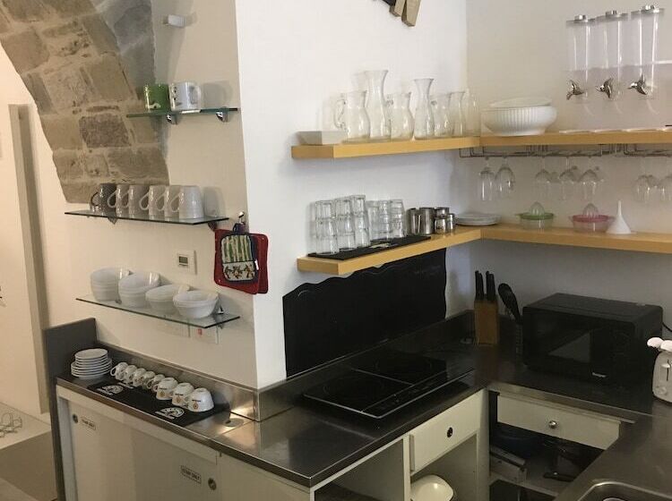 Little Italy Hostel Ex Chiesa S Donato