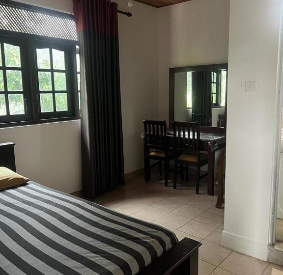 New Hotel Elephant Park