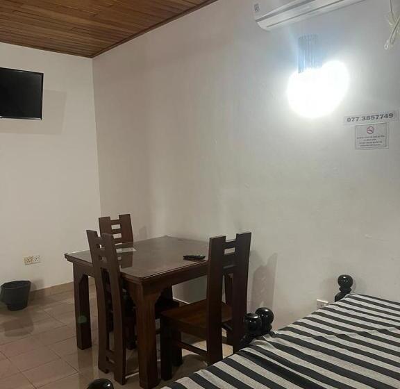 New Hotel Elephant Park