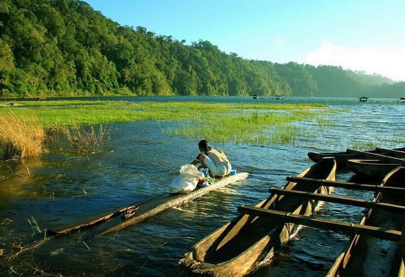 펜션 Karang Sari Guesthouse & Restaurant