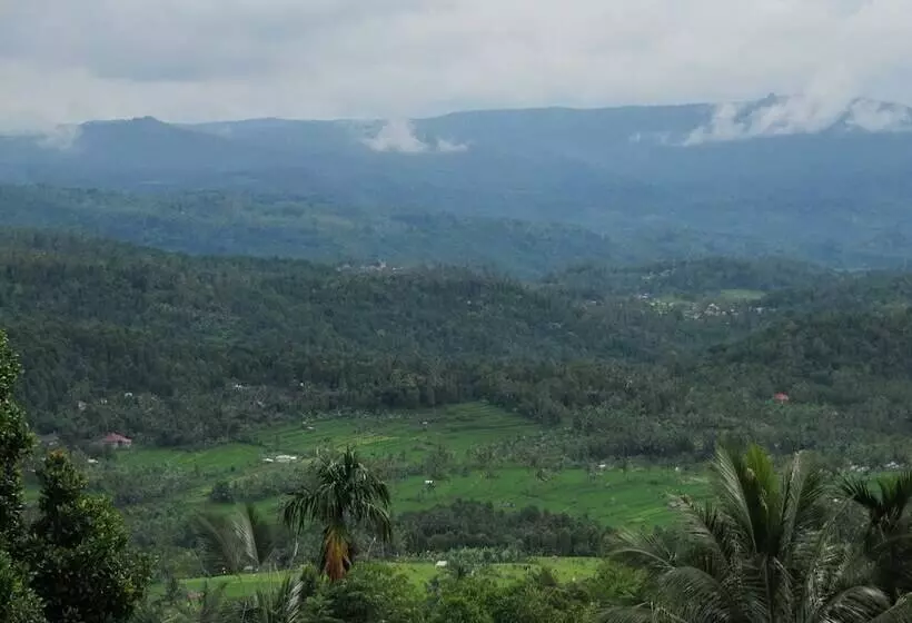 ペンション Karang Sari Guesthouse & Restaurant