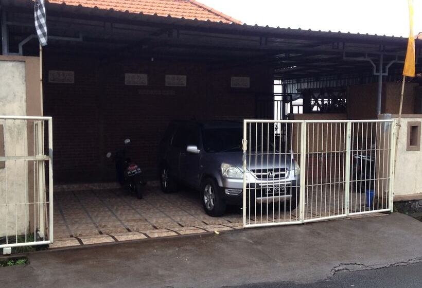 펜션 Karang Sari Guesthouse & Restaurant