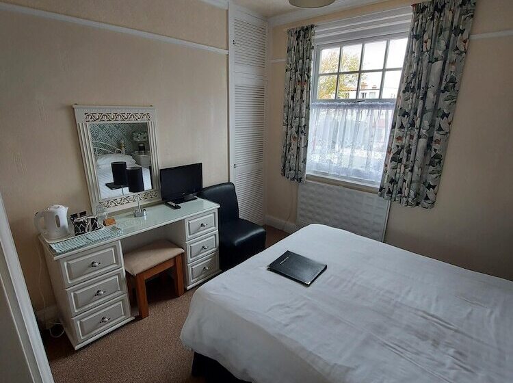 膳宿费 The Hilary Guest House