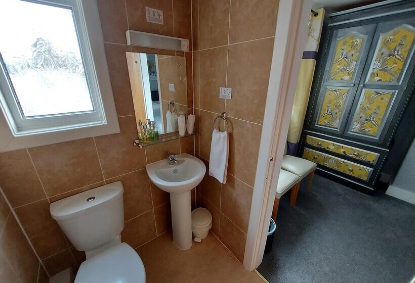 膳宿费 The Hilary Guest House