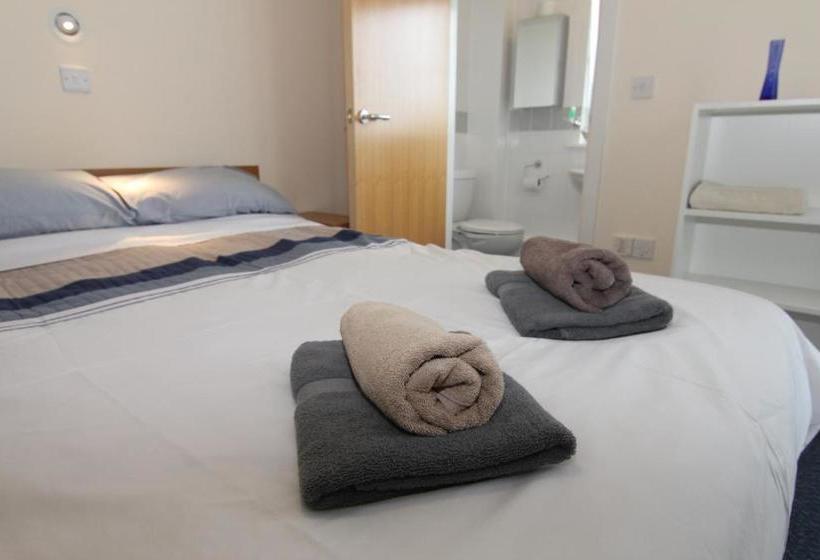 بنسيون The Sidings