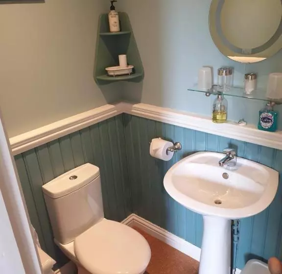 Ugiebrae House Bed & Breakfast