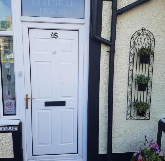 Ugiebrae House Bed & Breakfast