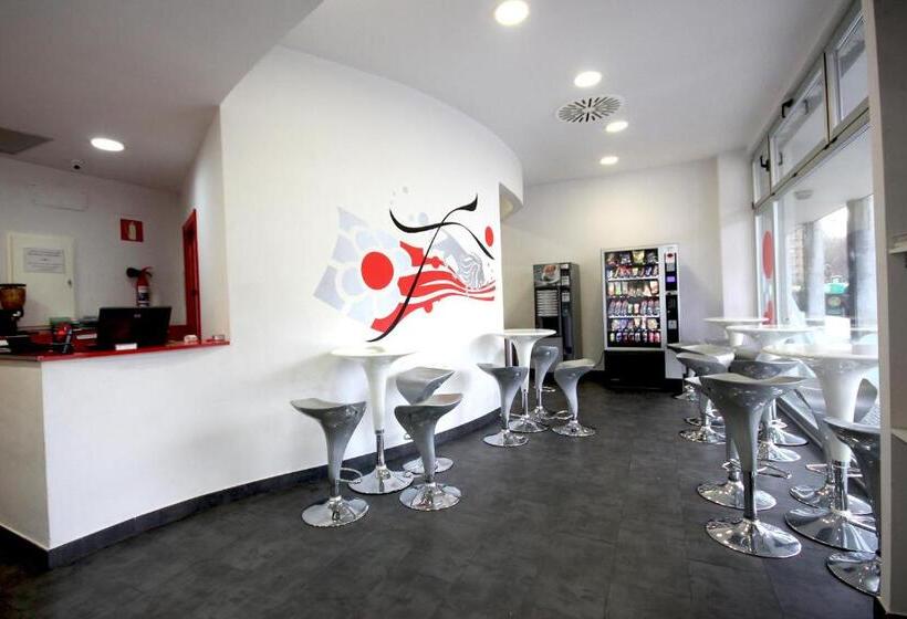 Botxo Gallery   Hostel