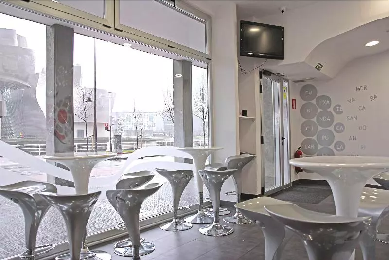 Botxo Gallery   Hostel