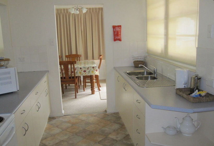 Echo Point Holiday Village