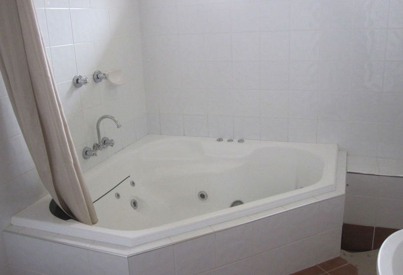 Echo Point Holiday Village