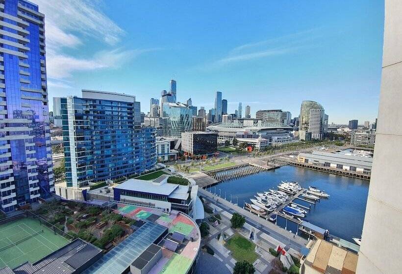 Harbour Escape Apartments