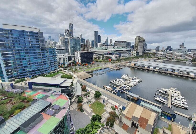 Harbour Escape Apartments