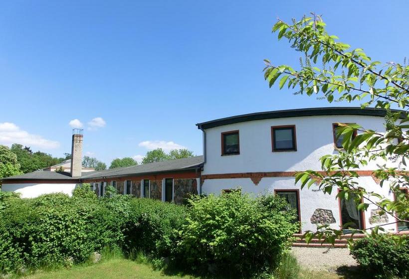 Hostel Domäne Neu Gaarz