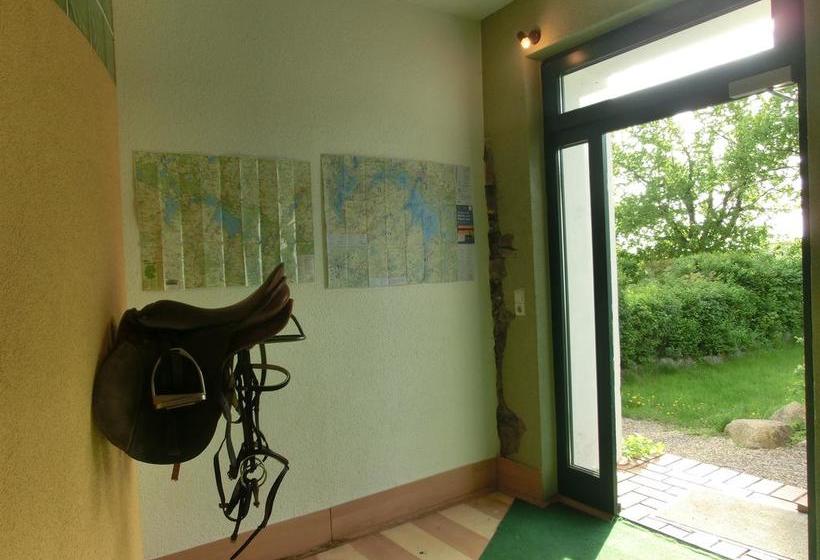 Hostel Domäne Neu Gaarz