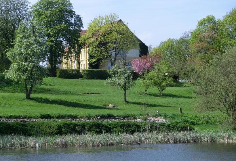 Hostel Domäne Neu Gaarz