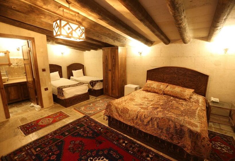 هتل Avanos Suites