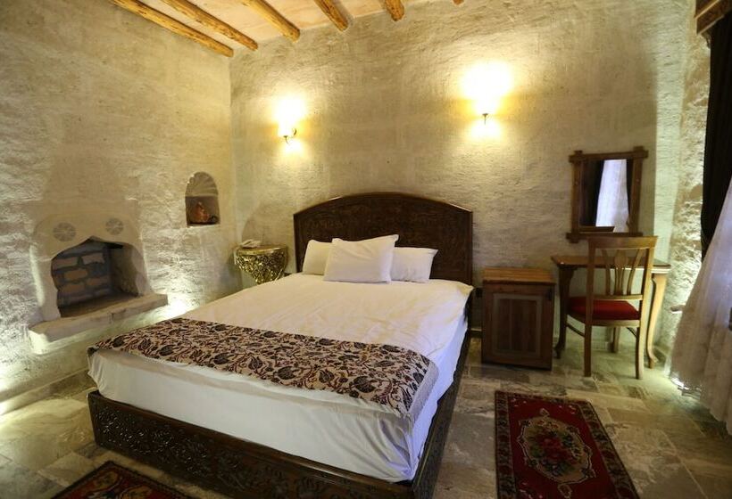 هتل Avanos Suites