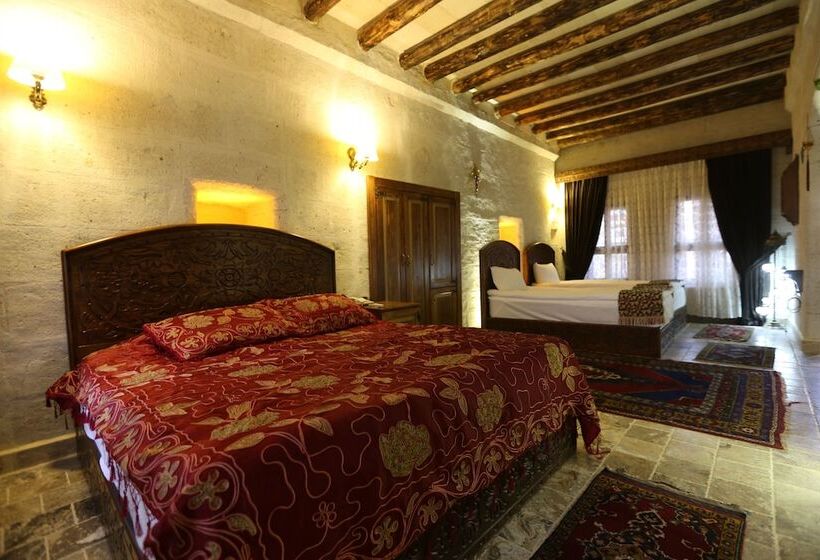 هتل Avanos Suites