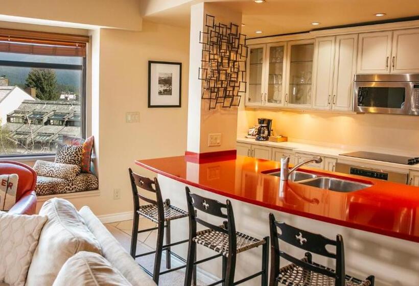 ホテル Carleton Lodge