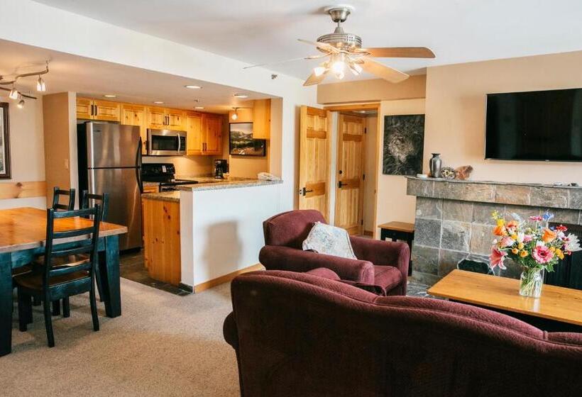 ホテル Carleton Lodge