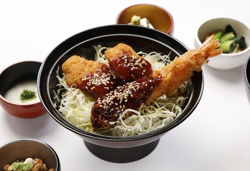 Отель Dormy Inn Express Mikawaanjo