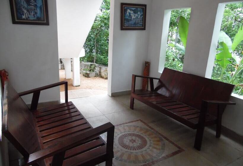 هتل Kambulum Nature Eco Villas