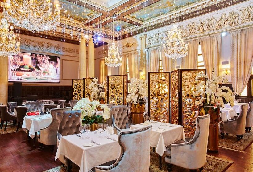 Majestic Boutique Hotel Deluxe