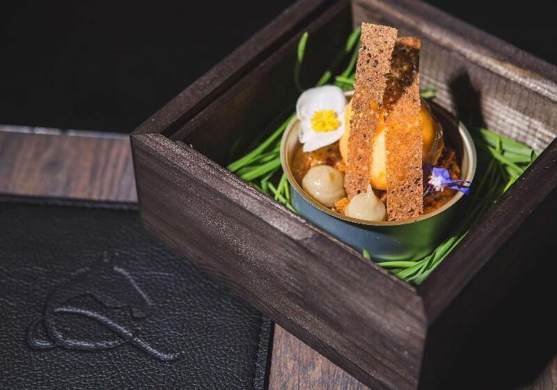 هتل Pullman Riga Old Town