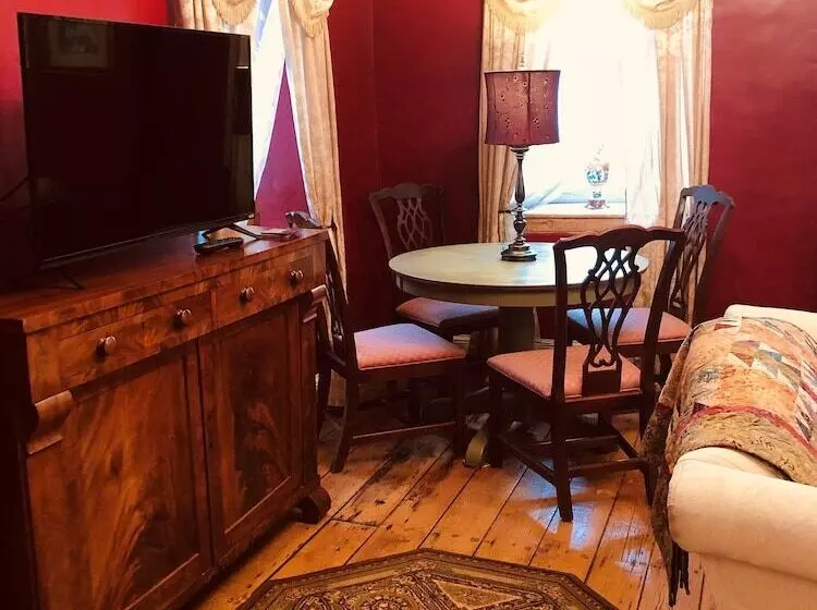 Jackson House B&b