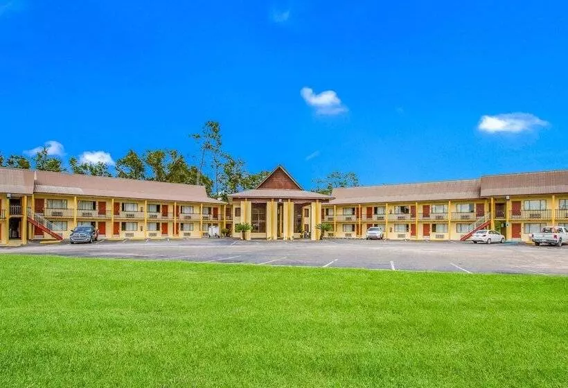 モーテル Rodeway Inn
