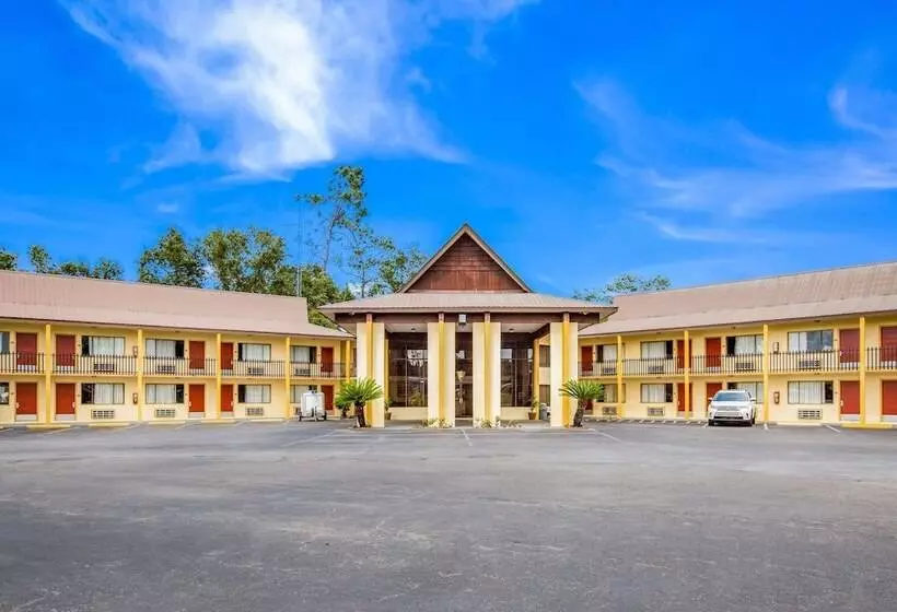 モーテル Rodeway Inn