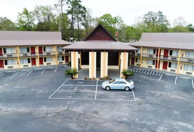 モーテル Rodeway Inn