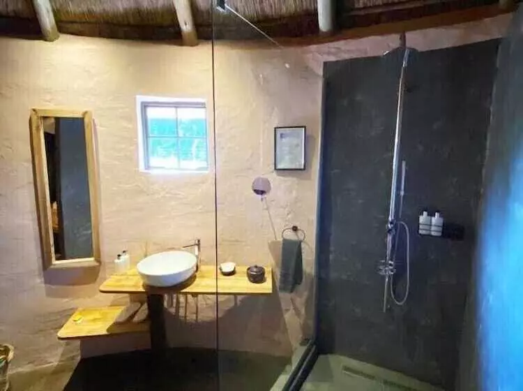 ペンション Addo African Home