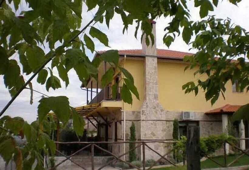 بنسيون Olympia Guesthouse