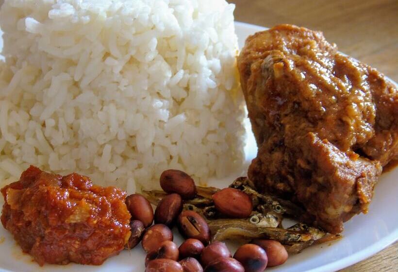 膳宿费 Rumah Putih Near Klia & Xiamen University