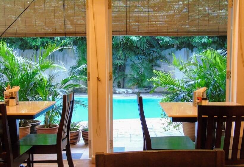 膳宿费 Rumah Putih Near Klia & Xiamen University