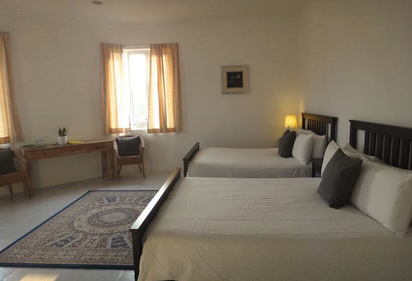 膳宿费 Rumah Putih Near Klia & Xiamen University