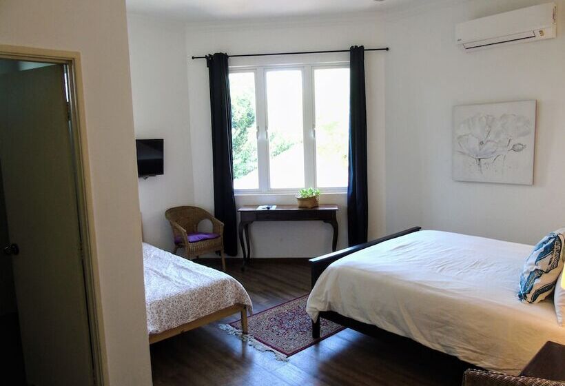 膳宿费 Rumah Putih Near Klia & Xiamen University