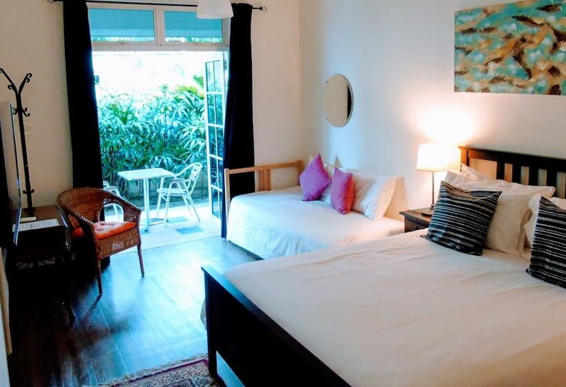 膳宿费 Rumah Putih Near Klia & Xiamen University