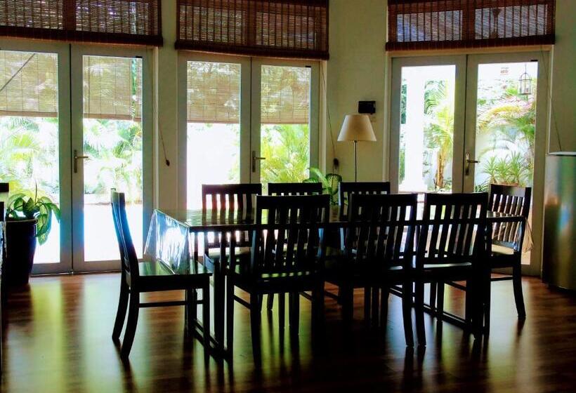 膳宿费 Rumah Putih Near Klia & Xiamen University