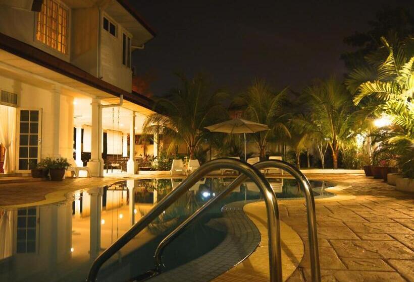 膳宿费 Rumah Putih Near Klia & Xiamen University