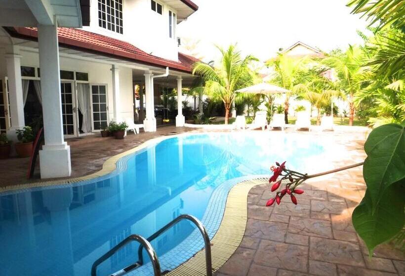 膳宿费 Rumah Putih Near Klia & Xiamen University