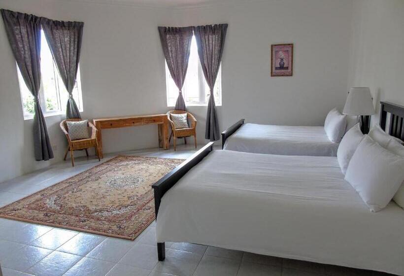 膳宿费 Rumah Putih Near Klia & Xiamen University