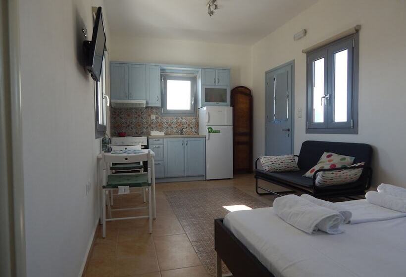 Victoria Studios & Apartments