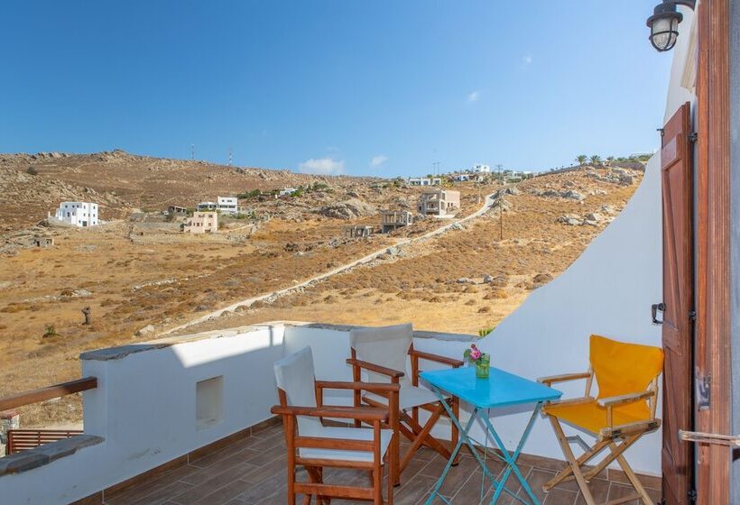 Victoria Studios & Apartments