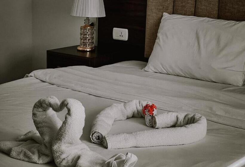 هتل Petra Jewel Luxury