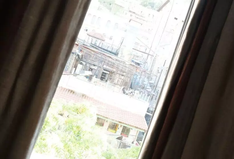 هتل Twins Downtown