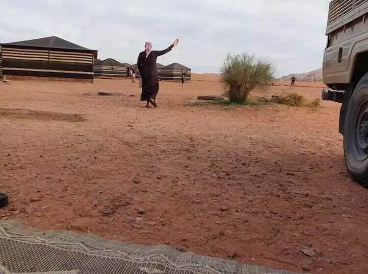 هتل Bedouin Future Camp