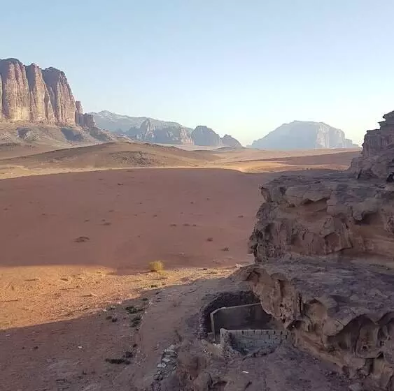 هتل Bedouin Future Camp
